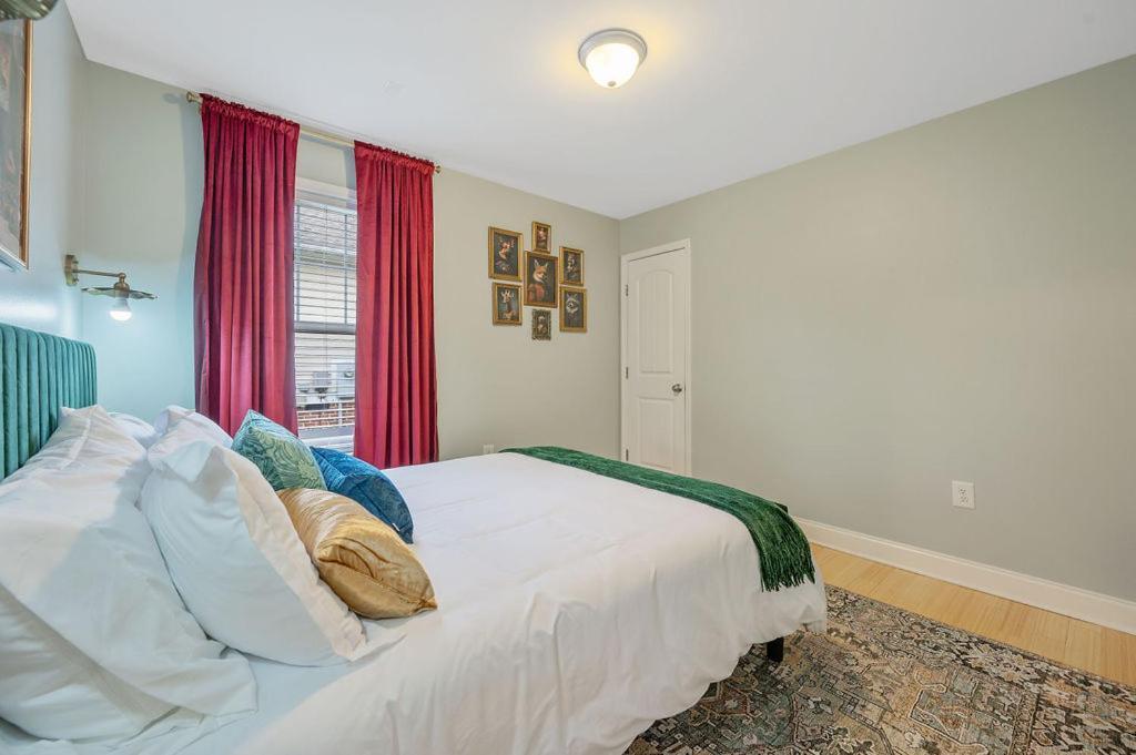 New Victorian Theme, 3Br, Lrg Backyard Close To Pnc Arena, Downtown, And Rdu Airport Raleigh Esterno foto